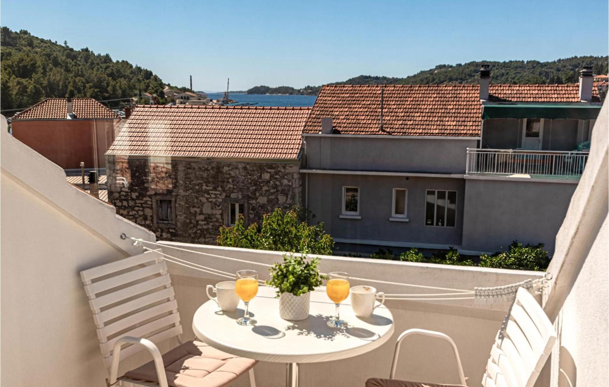 Beautiful Apartment In Vela Luka With Wifi Zewnętrze zdjęcie